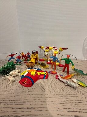 Vintage Lot Of Cake Decorations  Used